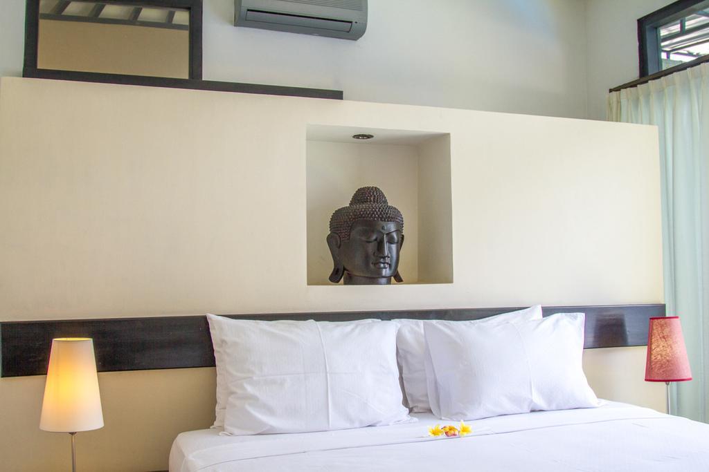 New Daria Villas * Seminyak (Bali)